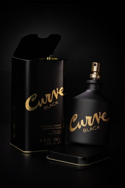 Featured photo from Curve - Black gallery